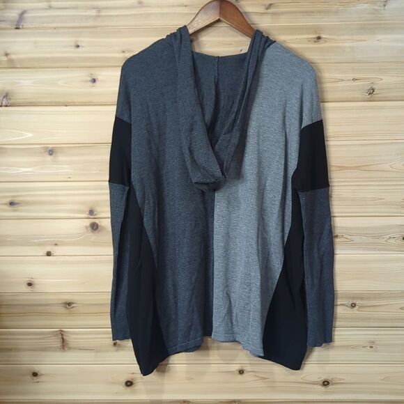 Cabi Sweater Womens Small Gray $4307 Dakota Oversized Color Block Hooded - Picture 4 of 9